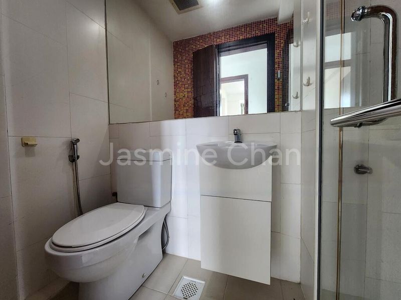 2 Bed Apartment (Condo) for Sale in  Leith Grove - Image 9